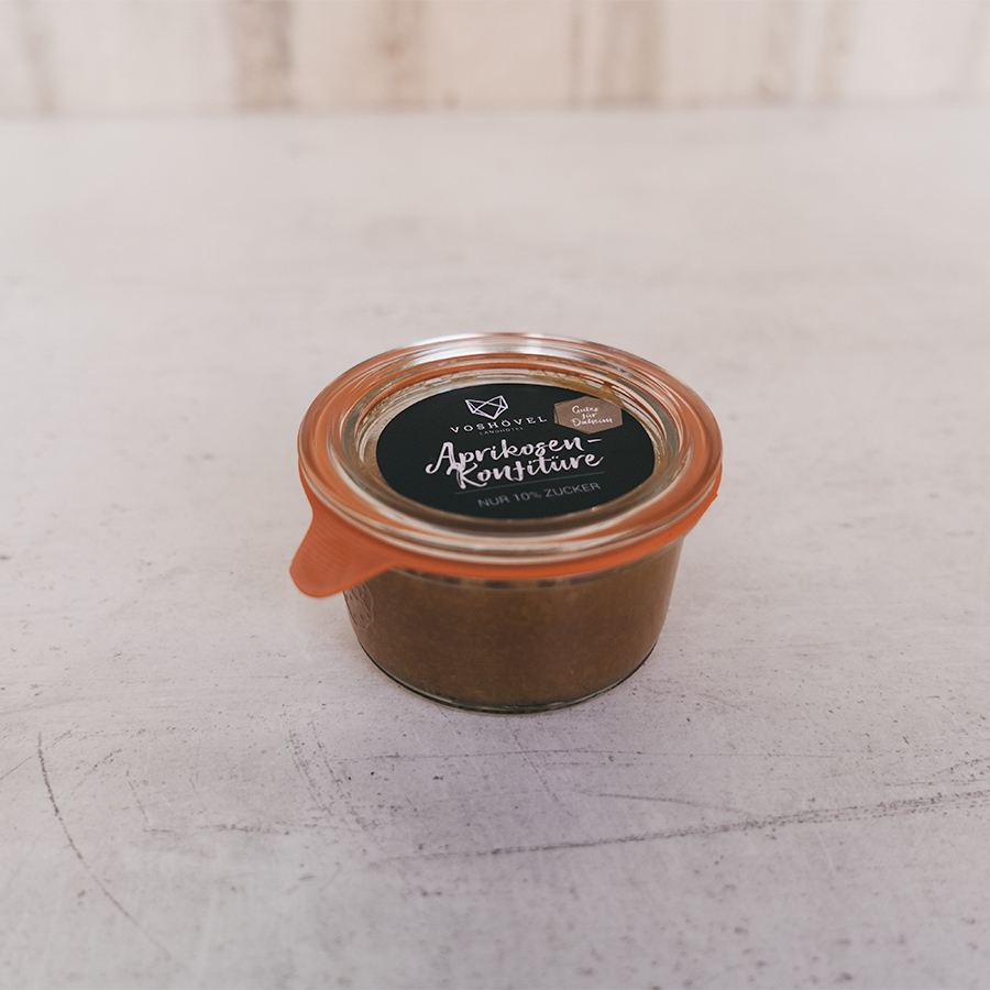 Glas mit Aprikosen-Chutney