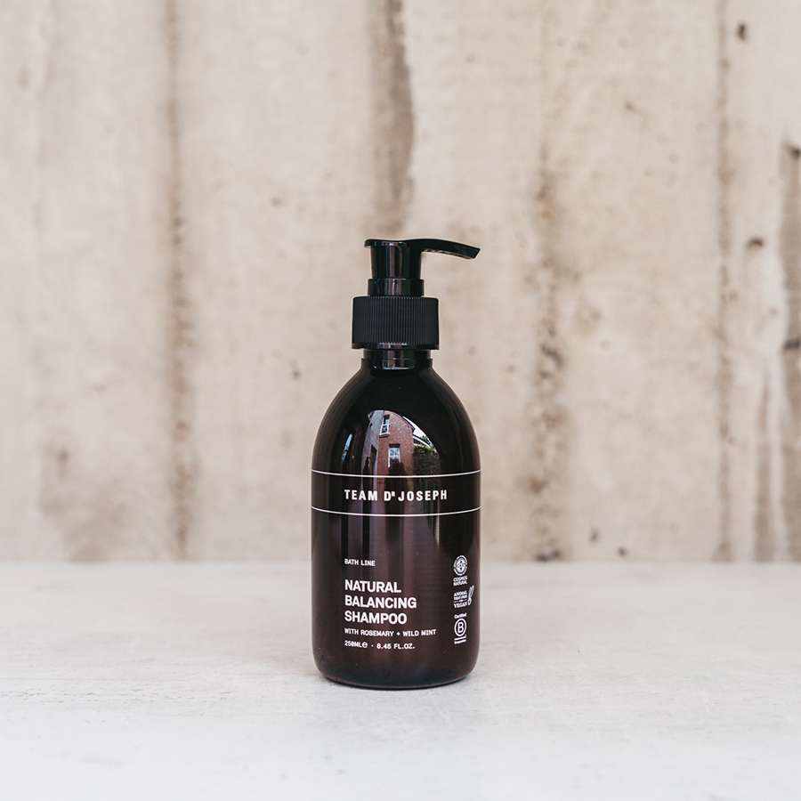 Team Dr. Joseph Shampoo Vorderseite